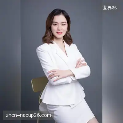 尹鸿